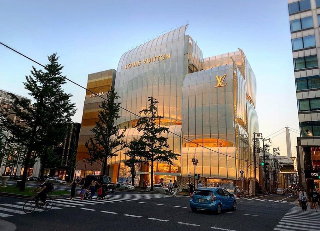 Đôi nét về cửa hàng Louis Vuitton ở Osaka 